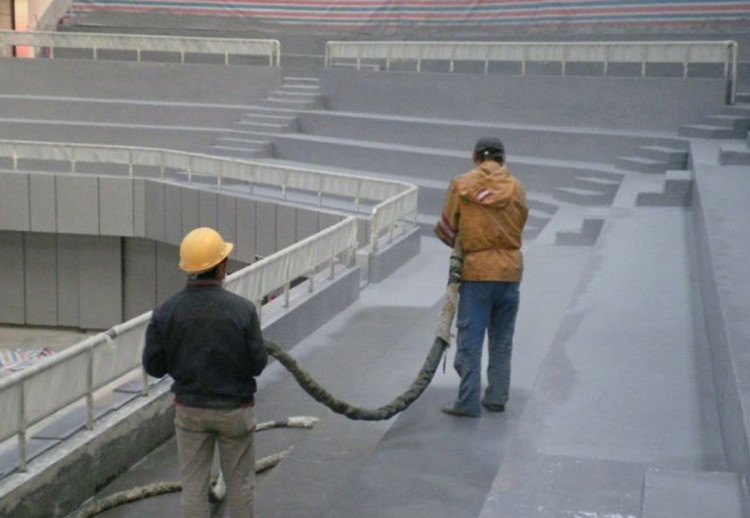 體育看臺噴涂設(shè)備