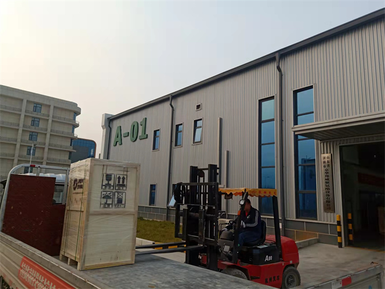 聚脲噴涂機 聚脲噴涂機